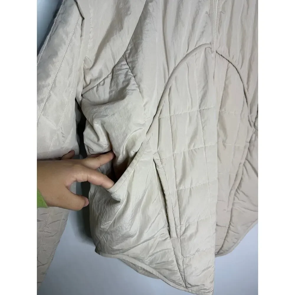 Free People Movement Priscilla Pullover in light beige quilted design Size M